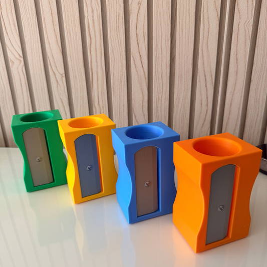 Porta-lápis em forma de afia GRAF, foto 2 de 8